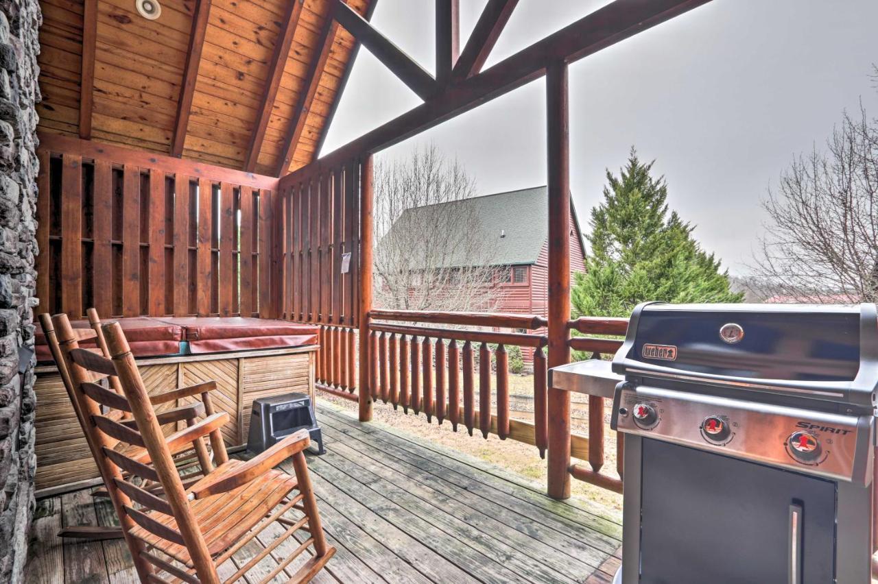 Pigeon Forge Cabin With Games, 1 Mi To Parkway! Eksteriør billede