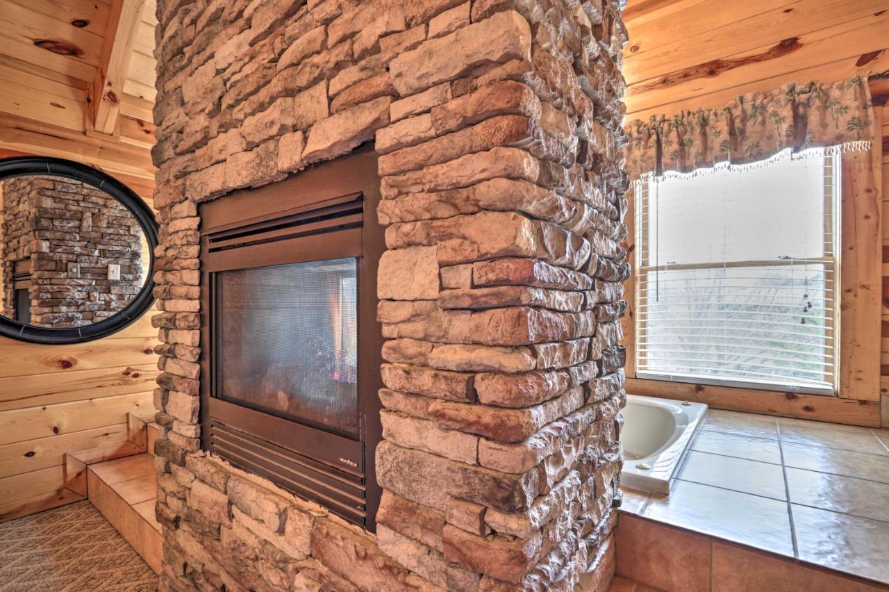 Pigeon Forge Cabin With Games, 1 Mi To Parkway! Eksteriør billede
